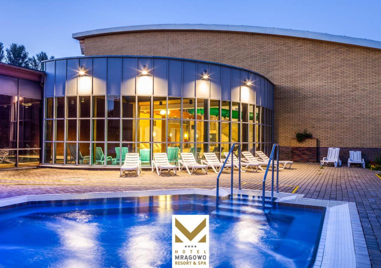 Hotel Mragowo Resort&Spa エクステリア 写真